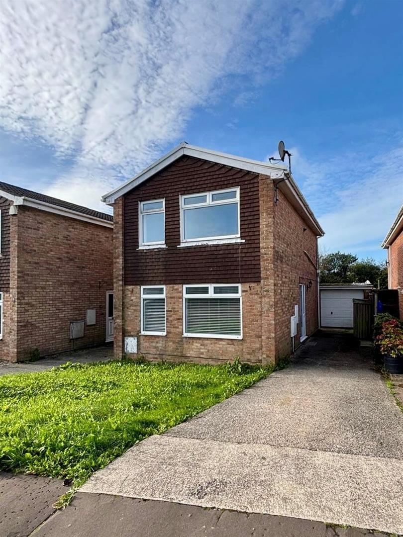 Maes Talcen, Brackla, Bridgend, CF31 2LG